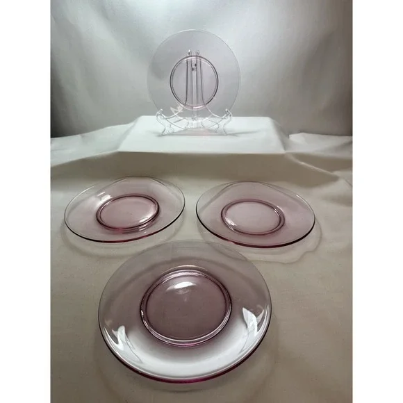 Tiffin Franciscan Wistaria Pink Luncheon 8 1/8 in Plates, Set of Four Plates - Picture 2 of 8